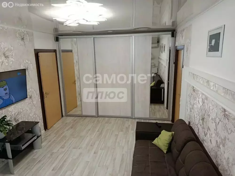 3-комнатная квартира: Ижевск, улица Кирова, 20 (51.5 м) - Фото 2