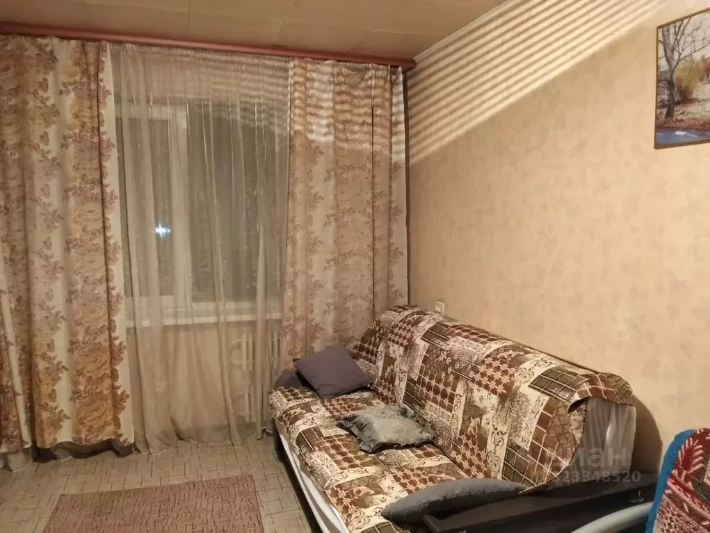 3-к кв. Омская область, Омск Ангарская ул., 2 (63.9 м) - Фото 1