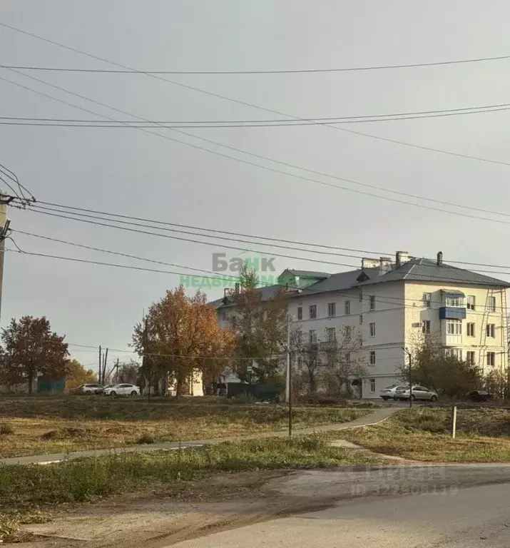 3-к кв. Саратовская область, Вольск ул. Маршала Жукова, 1 (82.6 м) - Фото 0