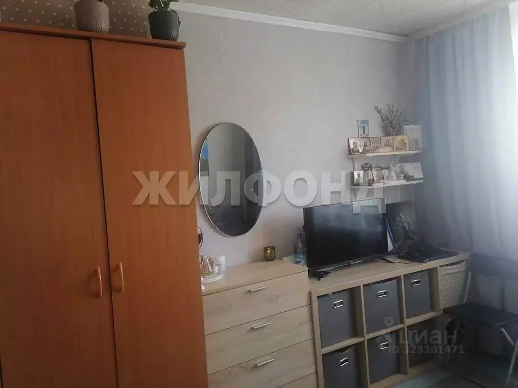 Комната Новосибирская область, Новосибирск Затулинский жилмассив, ул. ... - Фото 1