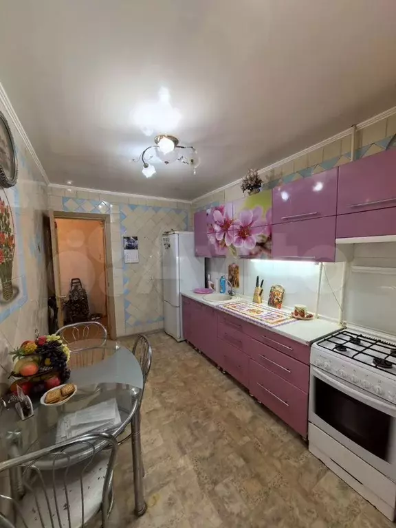 3-к. квартира, 64 м, 2/9 эт. - Фото 0