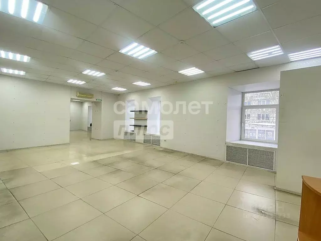 Помещение свободного назначения в Калужская область, Калуга ул. ... - Фото 1