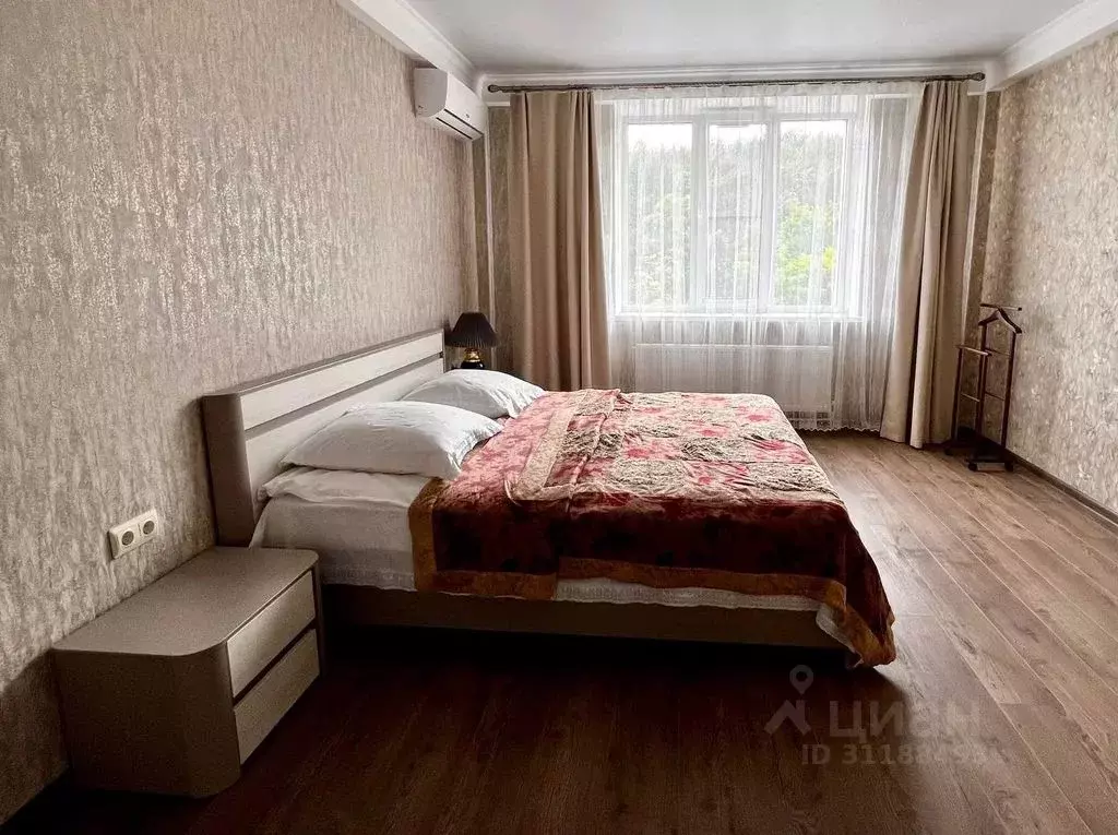 2-к кв. Ставропольский край, Железноводск ул. Ленина, 49 (86.0 м) - Фото 0