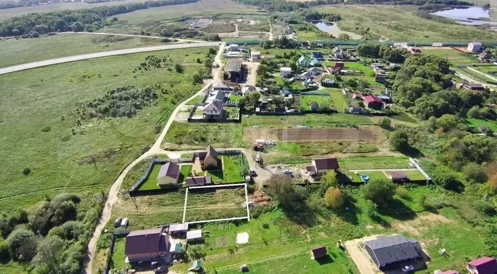 Участок в Калужская область, Калуга городской округ, д. Чижовка ул. ... - Фото 0