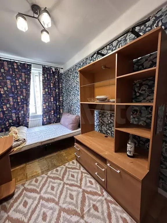 Комната 10 м в 3-к., 6/9 эт. - Фото 0