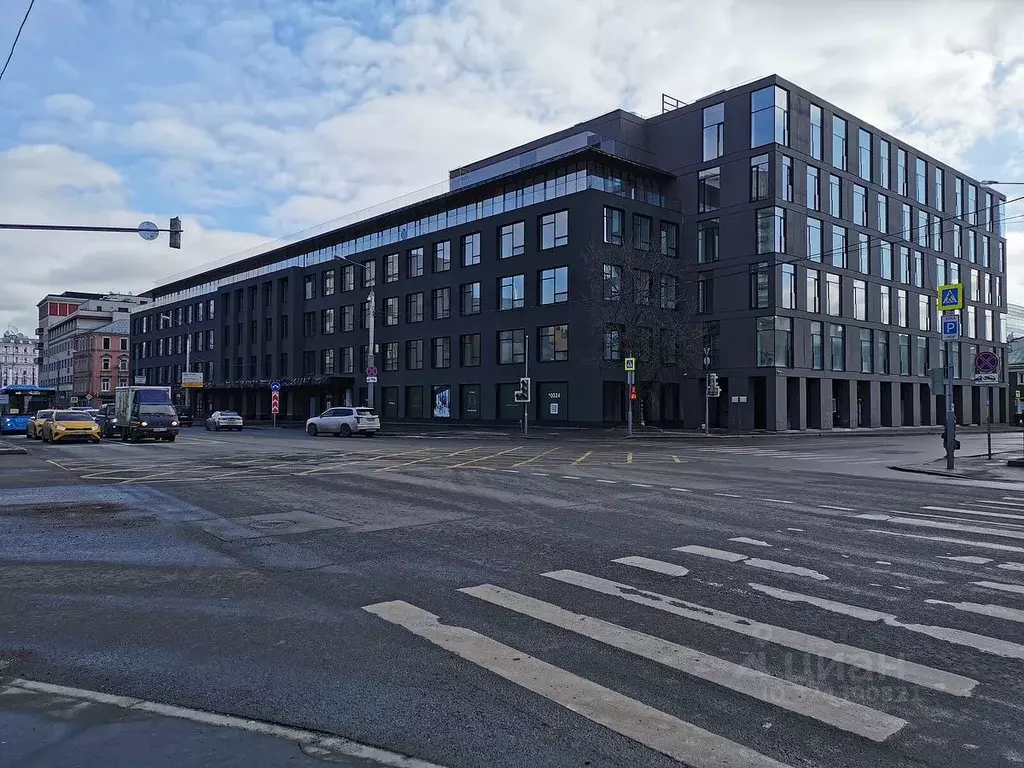 Гараж в Москва Зубовская ул., 7 (17 м) - Фото 1