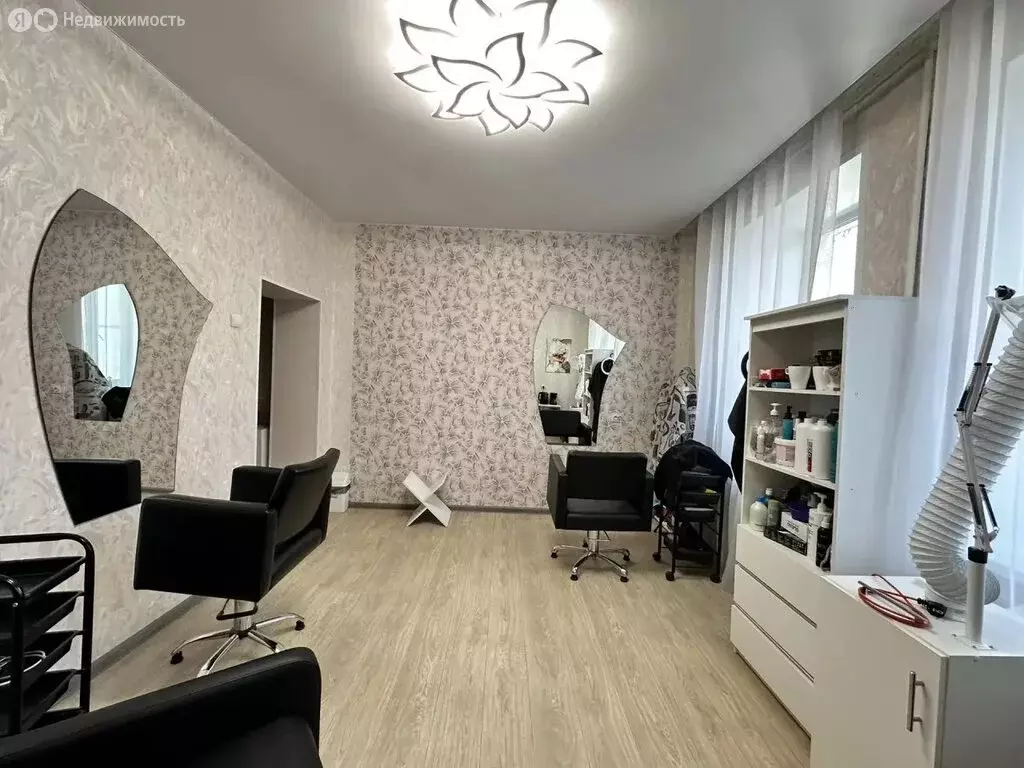 2-комнатная квартира: Березники, улица Челюскинцев, 10 (46.3 м) - Фото 1