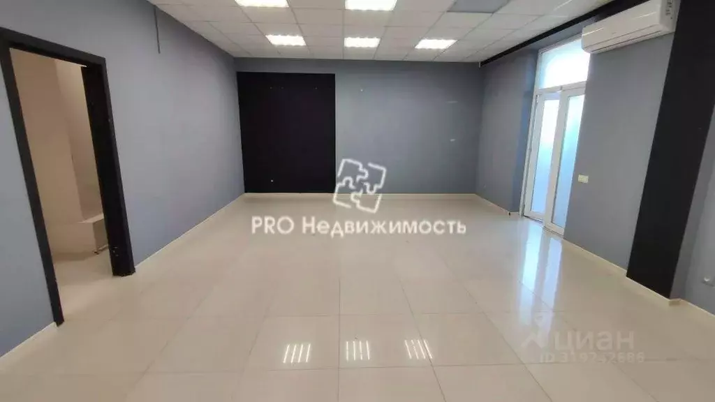 Торговая площадь в Севастополь просп. Античный, 26к3 (59 м) - Фото 1