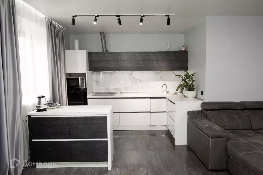 Продаётся 3-к квартира, 63.4 м - Фото 1