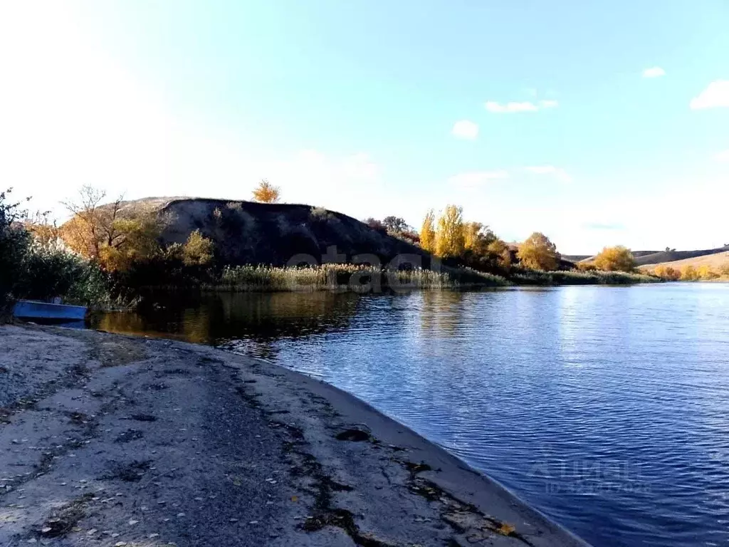 Дом в Волгоградская область, Дубовский район, Горноводяновское с/пос, ... - Фото 1