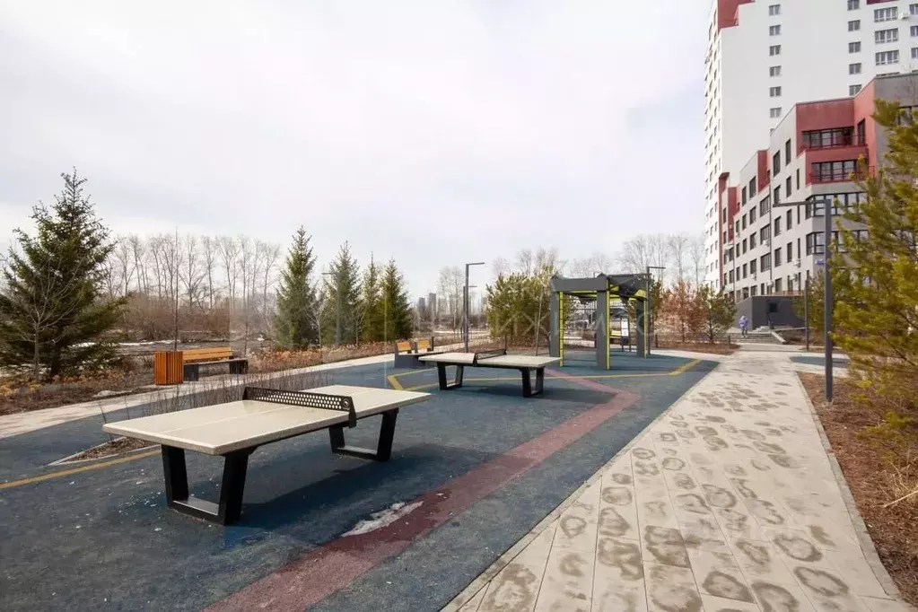 2-к кв. Тюменская область, Тюмень ул. Виктора Тимофеева, 10 (57.1 м) - Фото 0