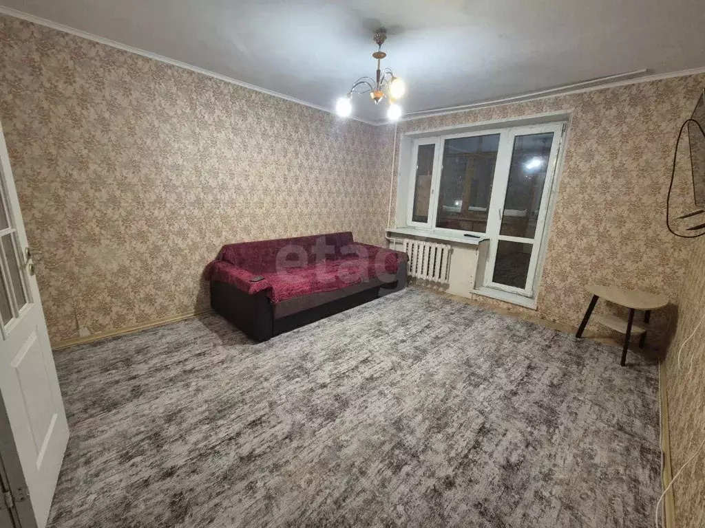 3-к кв. Ханты-Мансийский АО, Сургут ул. Энергетиков, 5 (68.2 м) - Фото 1