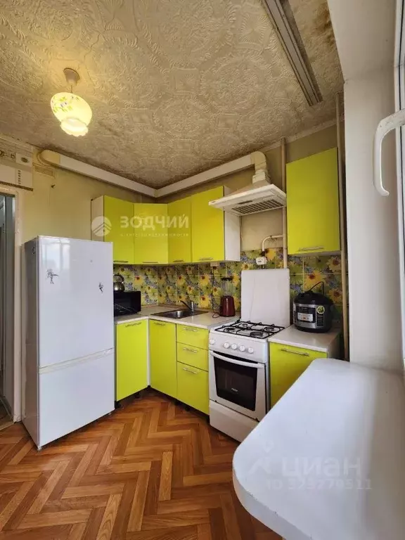 1-к кв. Чувашия, Чебоксары Юго-Западный бул., 9 (32.7 м) - Фото 2