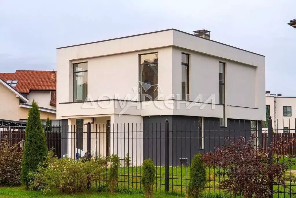 Дом в Москва Синергия кп,  (180 м) - Фото 1