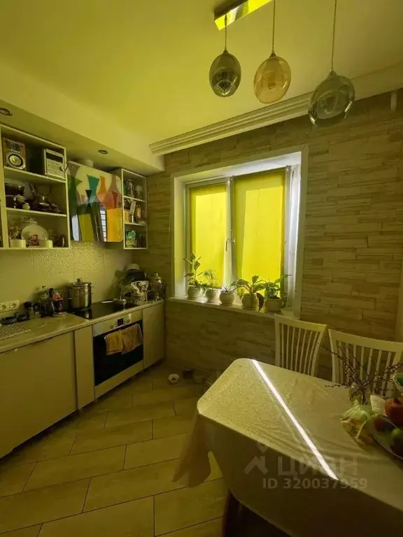 3-к кв. Челябинская область, Челябинск ул. Машиностроителей, 10 (61.6 ... - Фото 1