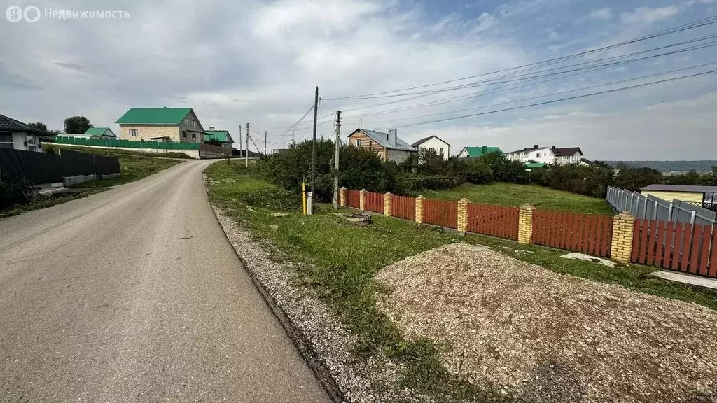 Участок в Октябрьский, проезд Буровиков (11.2 м) - Фото 2