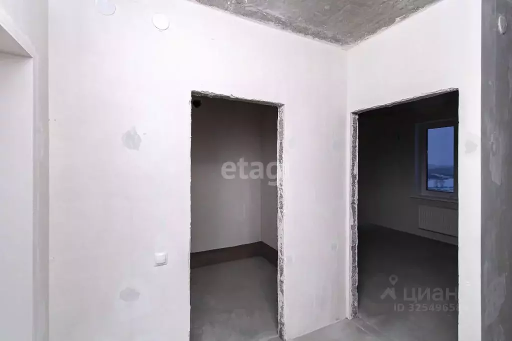 1-к кв. Тюменская область, Тюмень Новгородская ул., 14 (33.2 м) - Фото 2