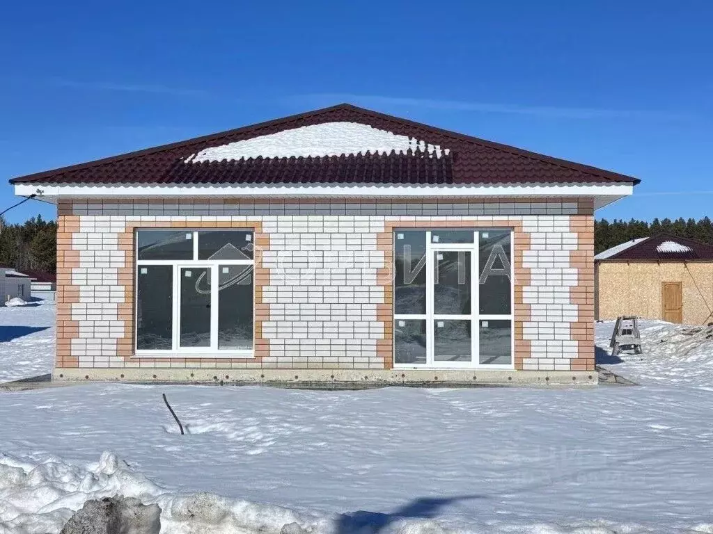 Дом в Тюменская область, Нижнетавдинский муниципальный округ, с. ... - Фото 1