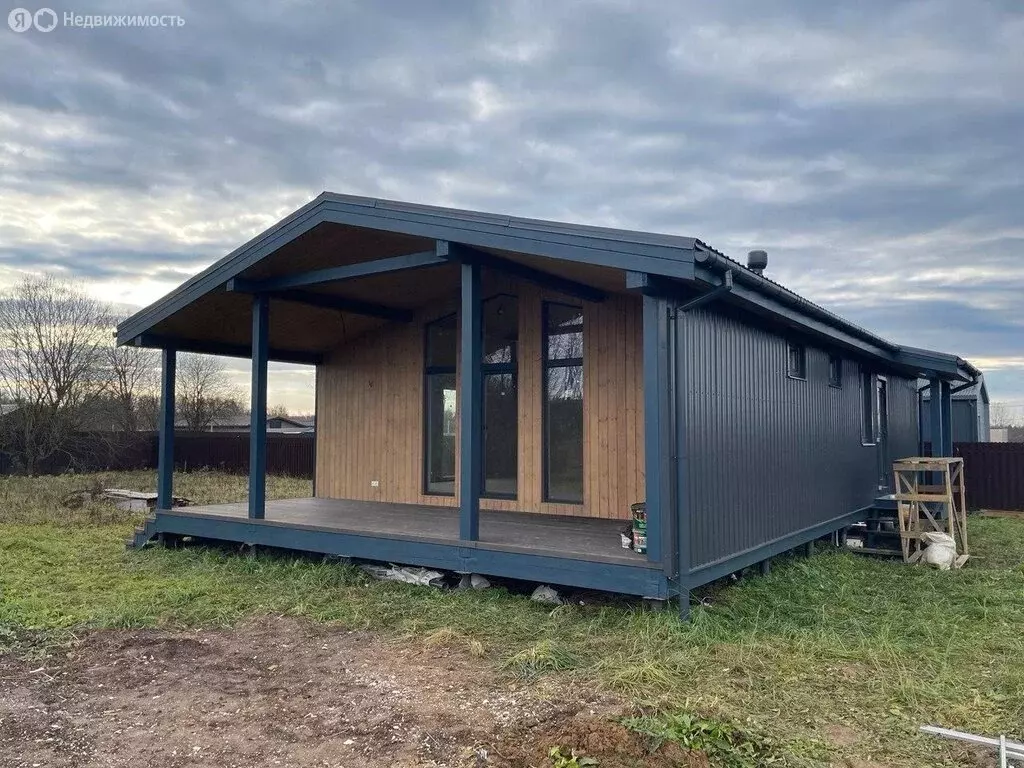 Дом в Московская область, городской округ Клин, КП Акатово парк-2, ... - Фото 1