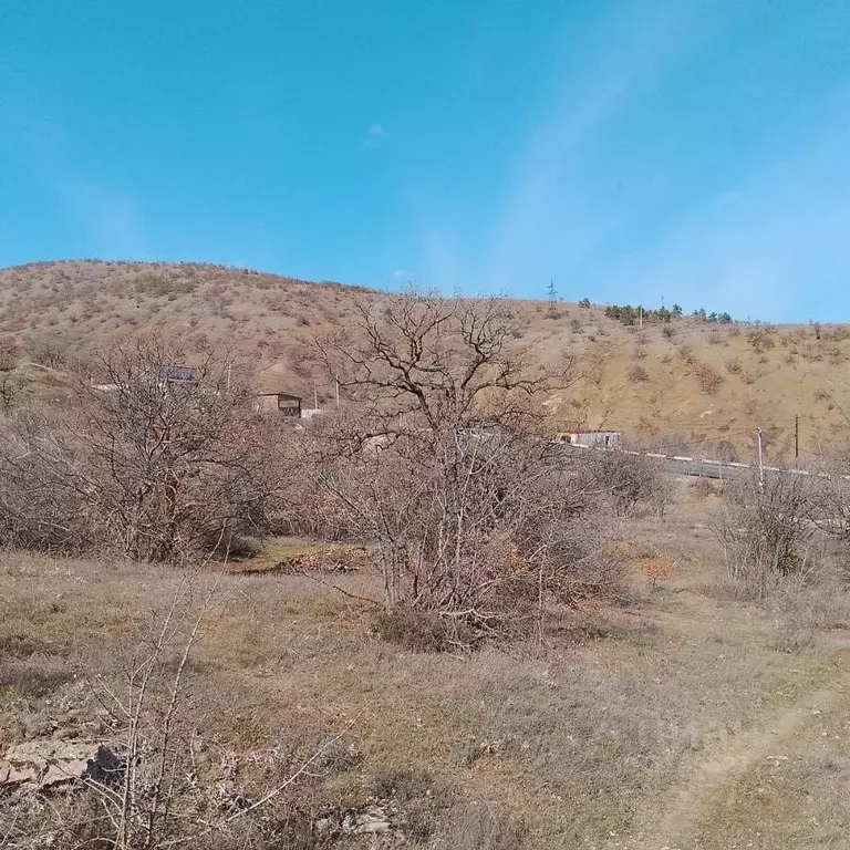 Участок в Крым, Алушта городской округ, с. Рыбачье ул. Прибрежная, 15 ... - Фото 1