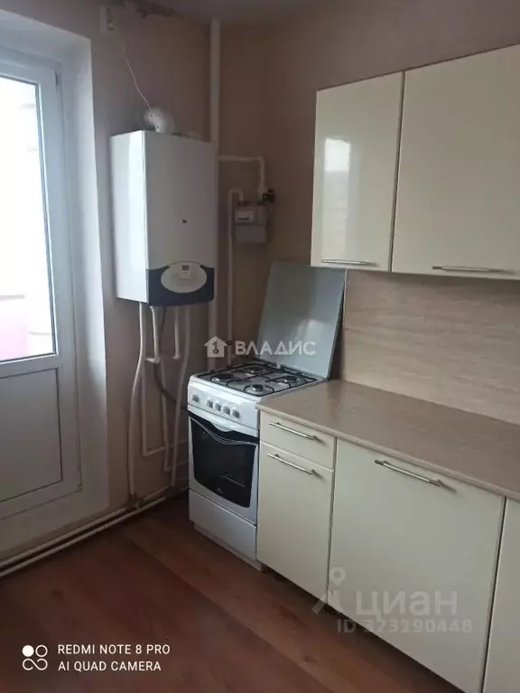 3-к кв. Белгородская область, Белгород ул. Есенина, 46а (71.0 м) - Фото 1