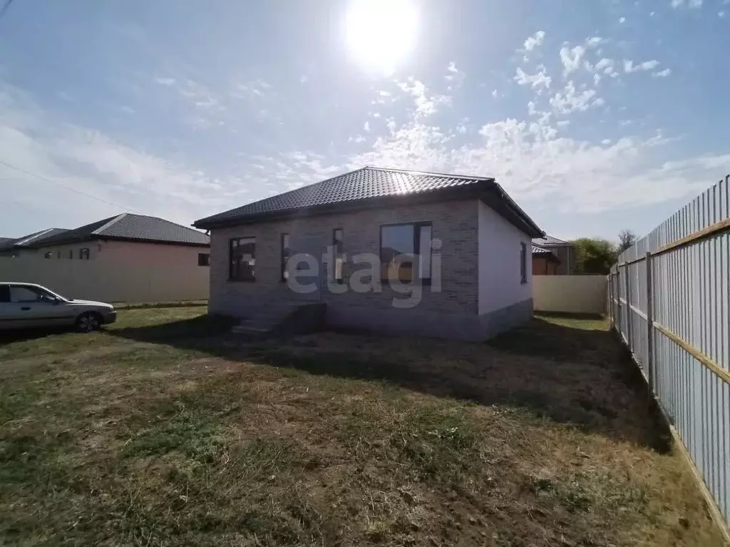 Дом в Ростовская область, Таганрог ул. Кретова (100 м) - Фото 1