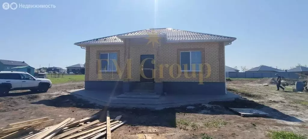 Дом в село Стрелецкое, Рубежная улица, 3 (97 м) - Фото 1