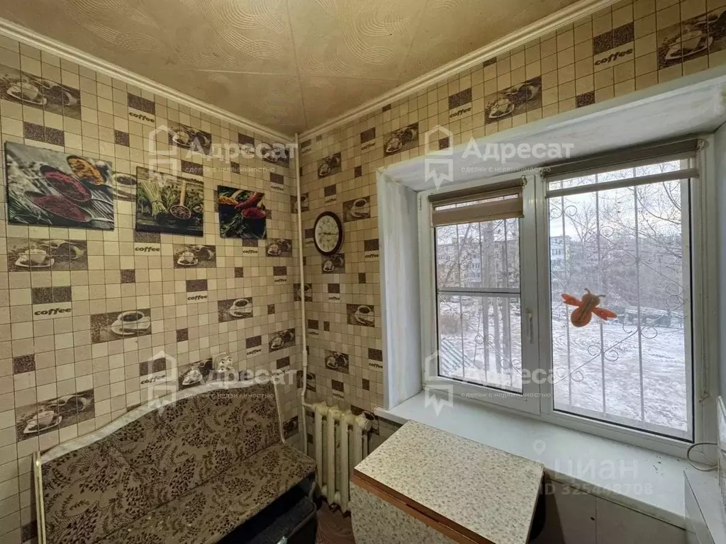 1-к кв. Волгоградская область, Волгоград ул. 64-й Армии, 32 (30.5 м) - Фото 2