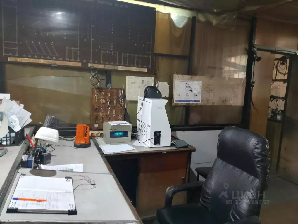 Помещение свободного назначения в Алтайский край, Барнаул просп. ... - Фото 2