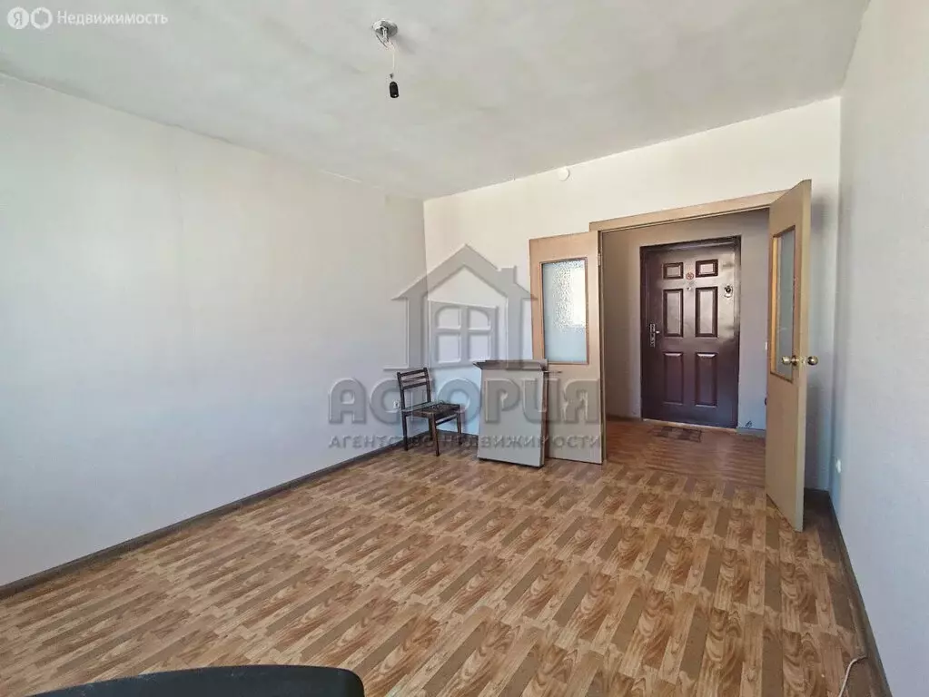 1-комнатная квартира: Красноярск, улица Авиаторов, 44 (37 м) - Фото 1