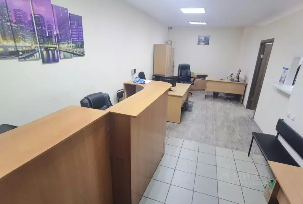 Помещение свободного назначения в Алтайский край, Барнаул ул. Юрина, ... - Фото 2