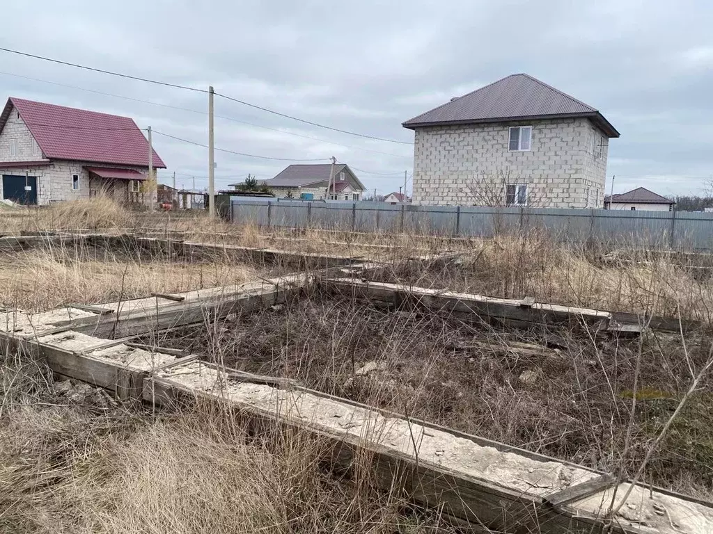 Участок в Липецкая область, Грязи ул. Александра Мухортова, 21 (10.0 ... - Фото 0