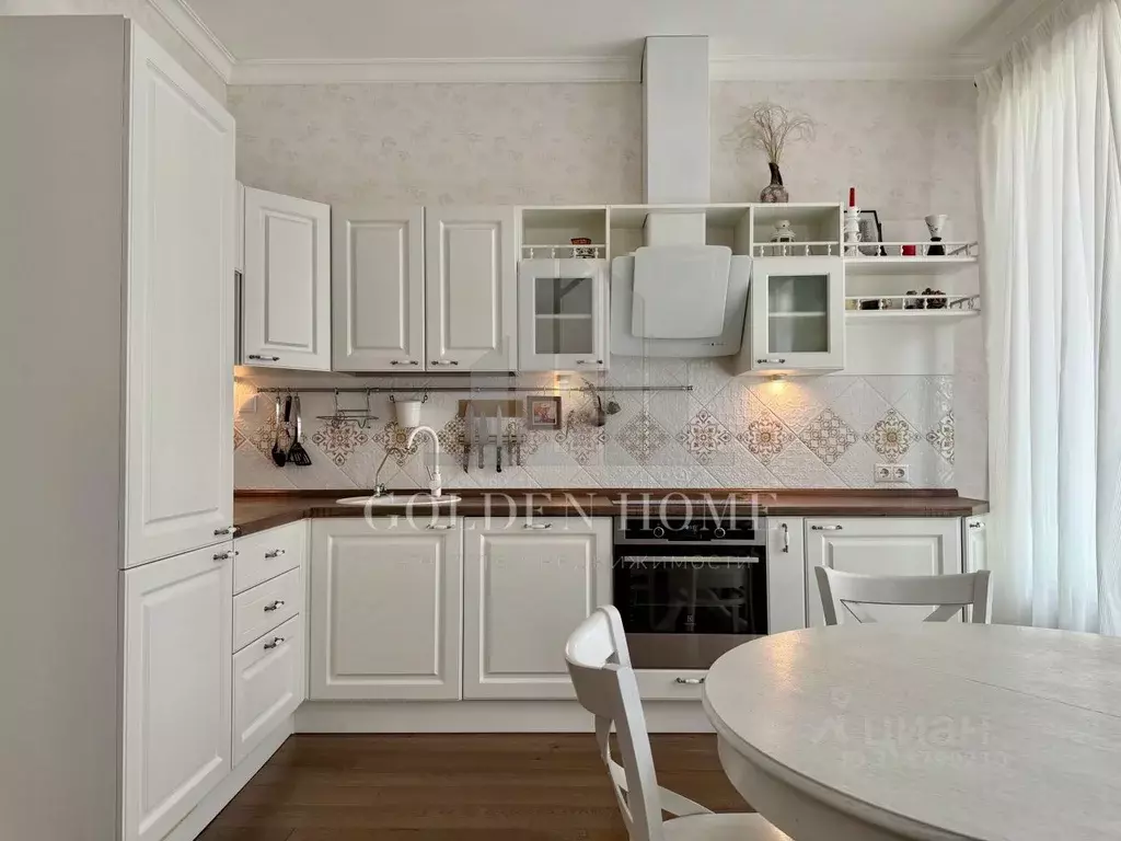 3-к кв. Санкт-Петербург Киевская ул., 3к2Д (77.0 м) - Фото 0