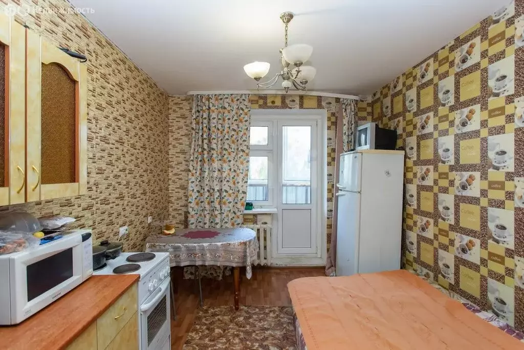 1-комнатная квартира: Тобольск, 7-й микрорайон, 45 (37.9 м) - Фото 1