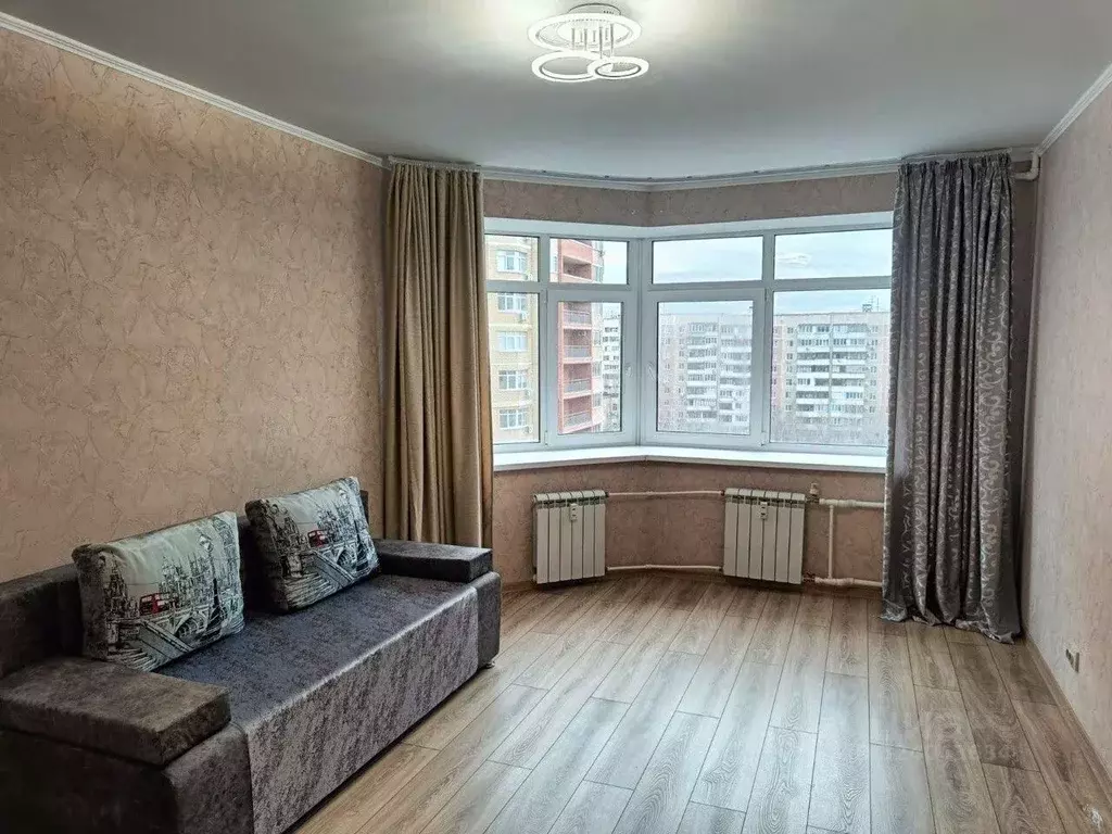 1-к кв. Оренбургская область, Оренбург Салмышская ул., 43А (39.0 м) - Фото 1