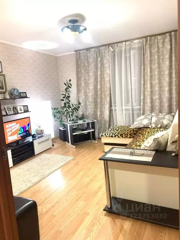 3-к кв. Саратовская область, Энгельс Саратовская ул., 57 (66.1 м) - Фото 1