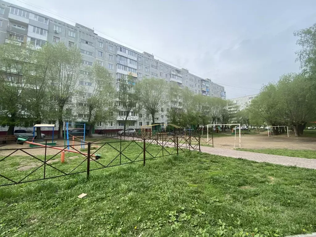 3-к кв. Омская область, Омск Московка-2 мкр, ул. Ярослава Гашека, 5/2 ... - Фото 0