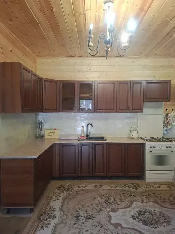 Дом в Карачаево-Черкесия, Теберда Карачаевский городской округ, ул. ... - Фото 1