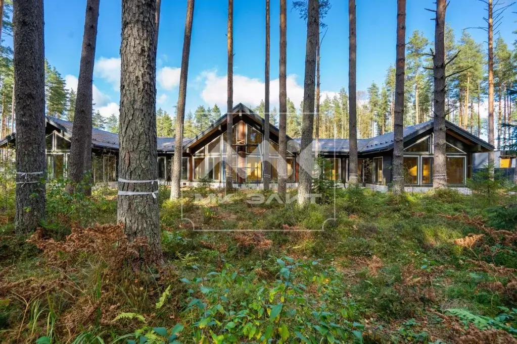 Дом в Ленинградская область, Выборгский район, Первомайское с/пос, ... - Фото 0