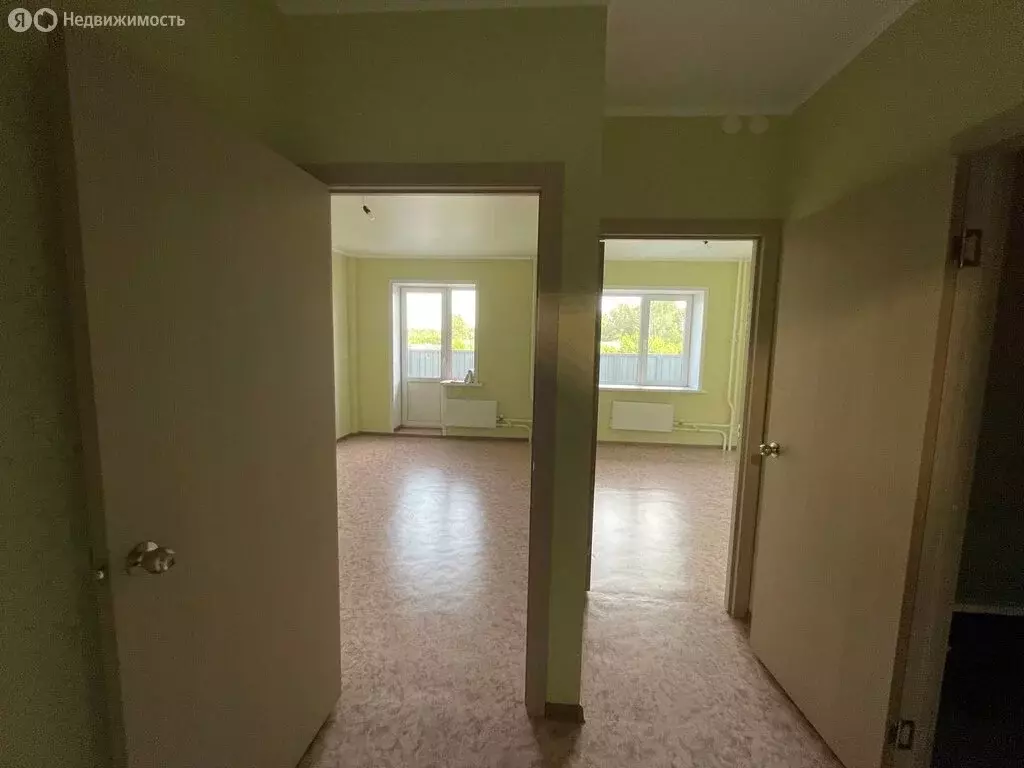 1-комнатная квартира: Бийск, улица Михаила Митрофанова, 2/2 (34 м) - Фото 1