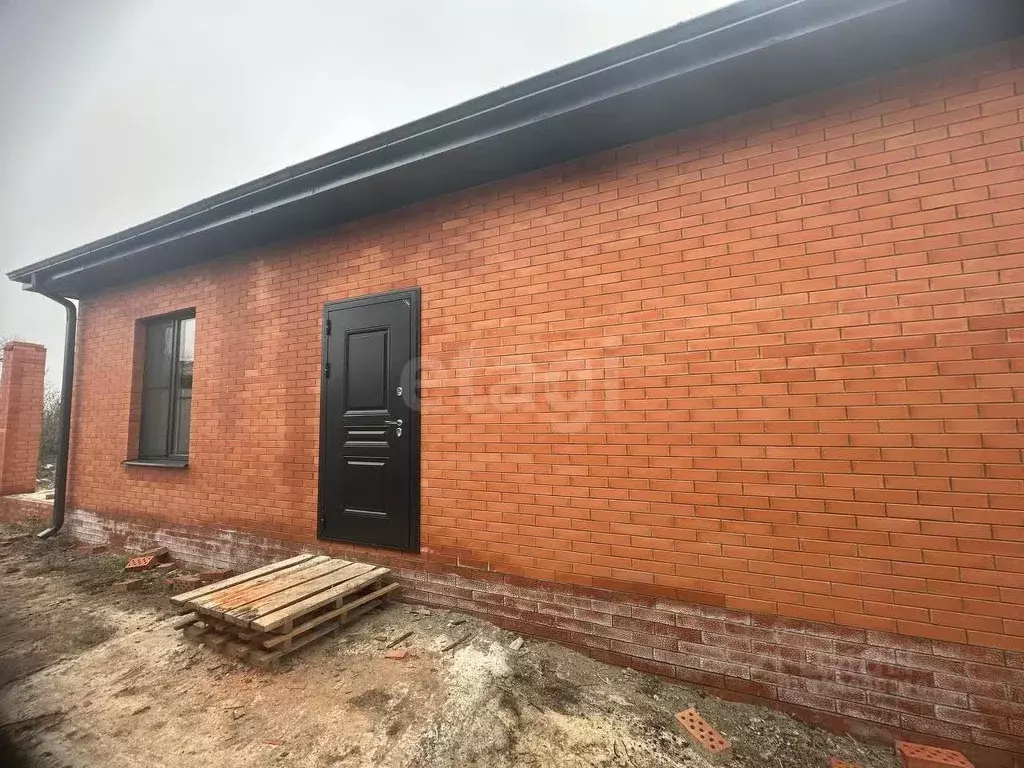 Дом в Ростовская область, Новочеркасск ул. Ростовский выезд, 48Ф (90 ... - Фото 1