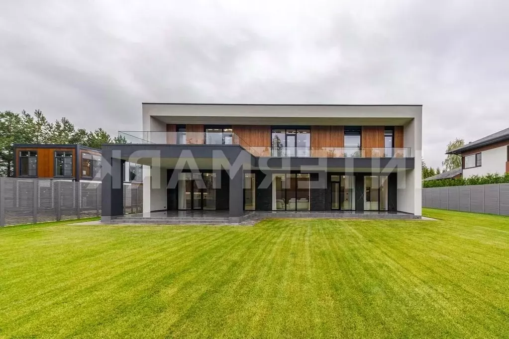 Коттедж в Московская область, Одинцовский городской округ, Бузаево кп  ... - Фото 1