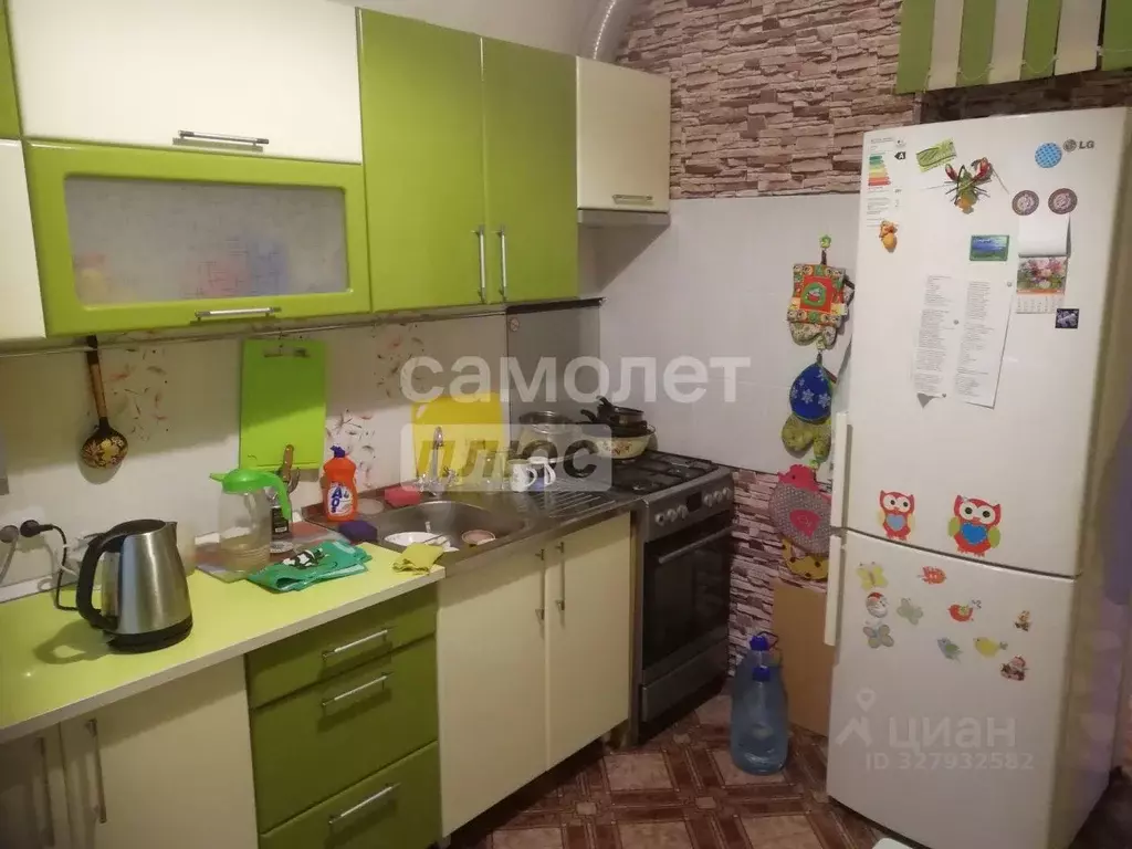 3-к кв. Архангельская область, Коряжма Архангельская ул., 29А (59.9 м) - Фото 1