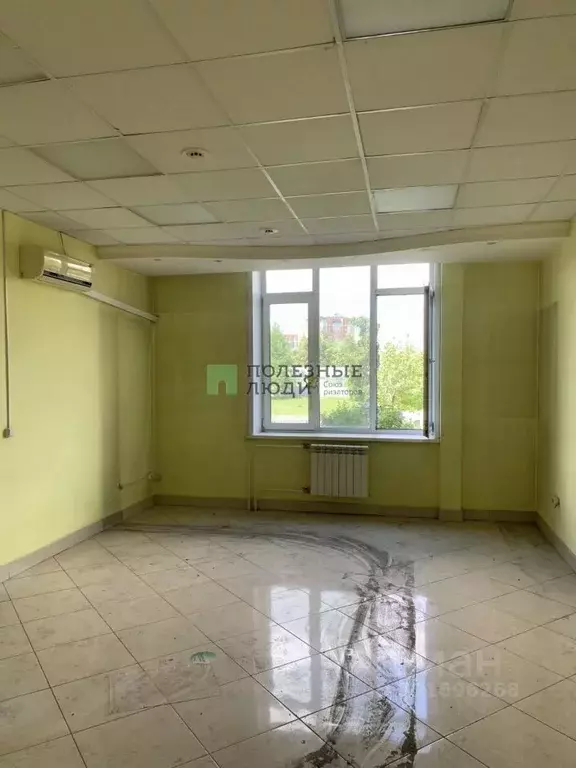 Торговая площадь в Красноярский край, Красноярск ул. Алексеева, 21 (91 ... - Фото 1