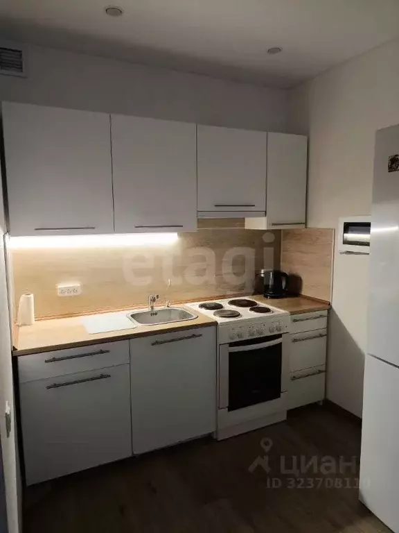 1-к кв. Тюменская область, Тюмень ул. Краснооктябрьская, 8 (38.0 м) - Фото 1