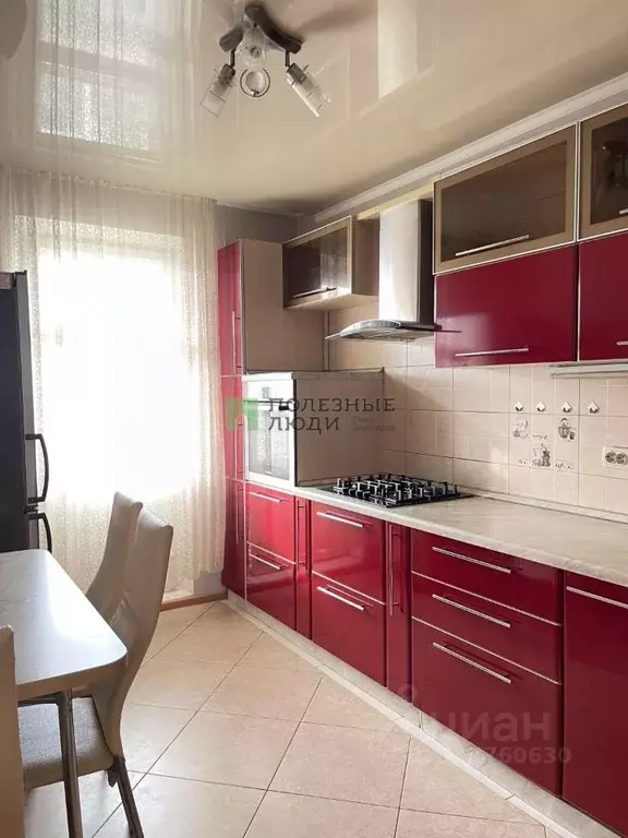 2-к кв. Татарстан, Набережные Челны 53-й комплекс, 32 (56.0 м) - Фото 0