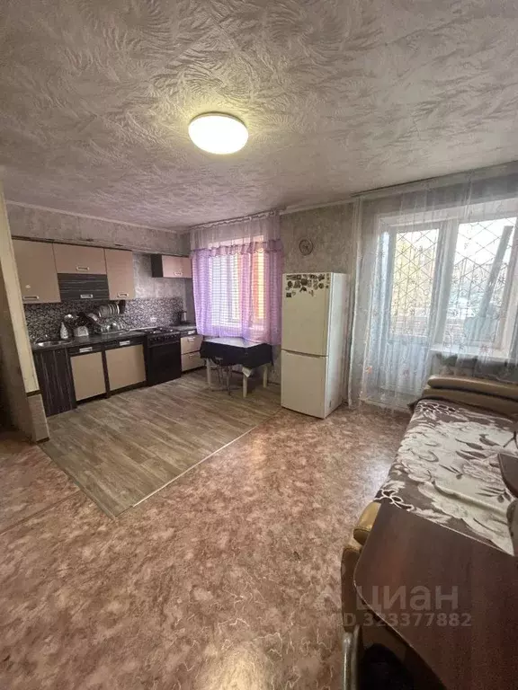 1-к кв. Кемеровская область, Кемерово ул. Веры Волошиной, 10 (35.0 м) - Фото 1