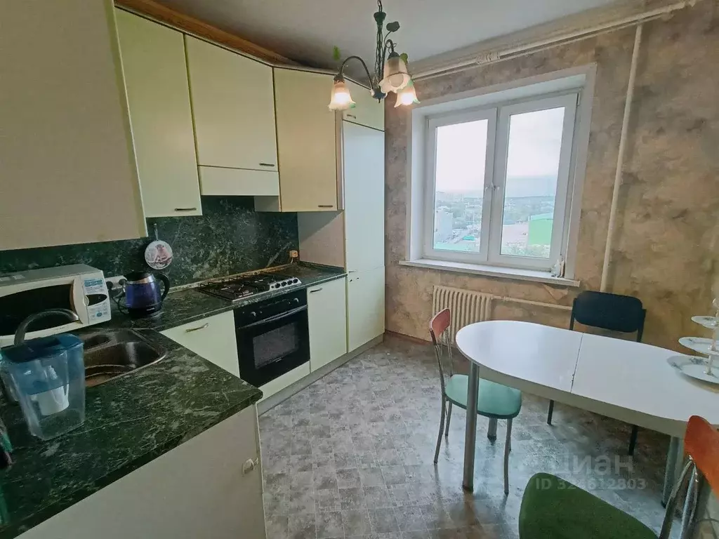 3-к кв. Московская область, Балашиха 1 Мая мкр, 10 (64.0 м) - Фото 0