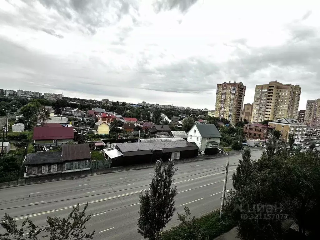 2-к кв. Омская область, Омск ул. 10 лет Октября, 145 (47.0 м) - Фото 0