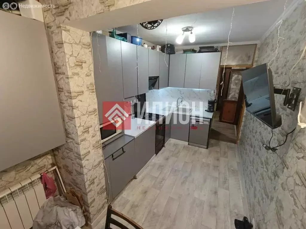 3-комнатная квартира: Севастополь, проспект Победы, 80 (66.2 м) - Фото 2